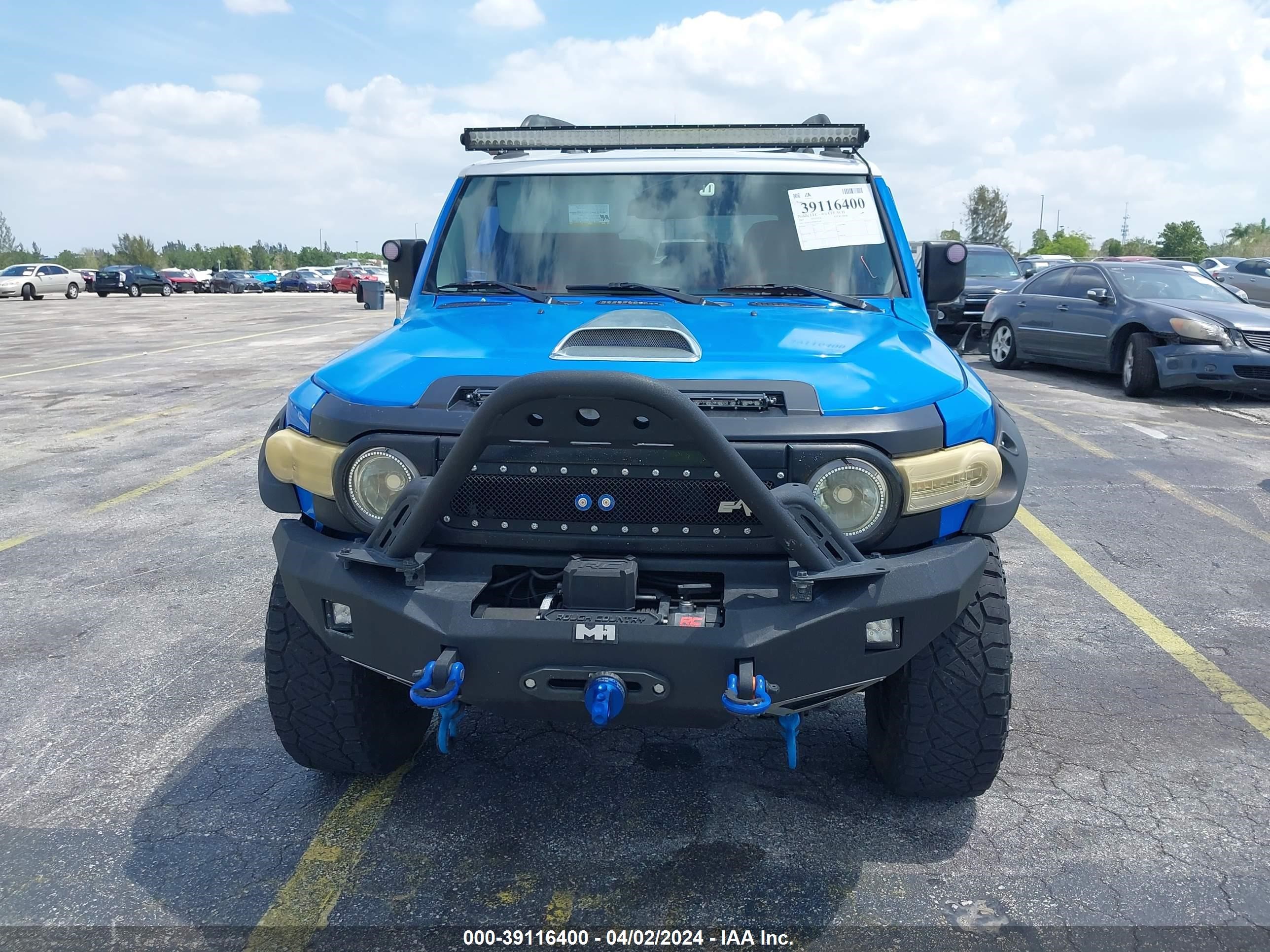 Photo 11 VIN: JTEBU11F970042789 - TOYOTA FJ CRUISER 