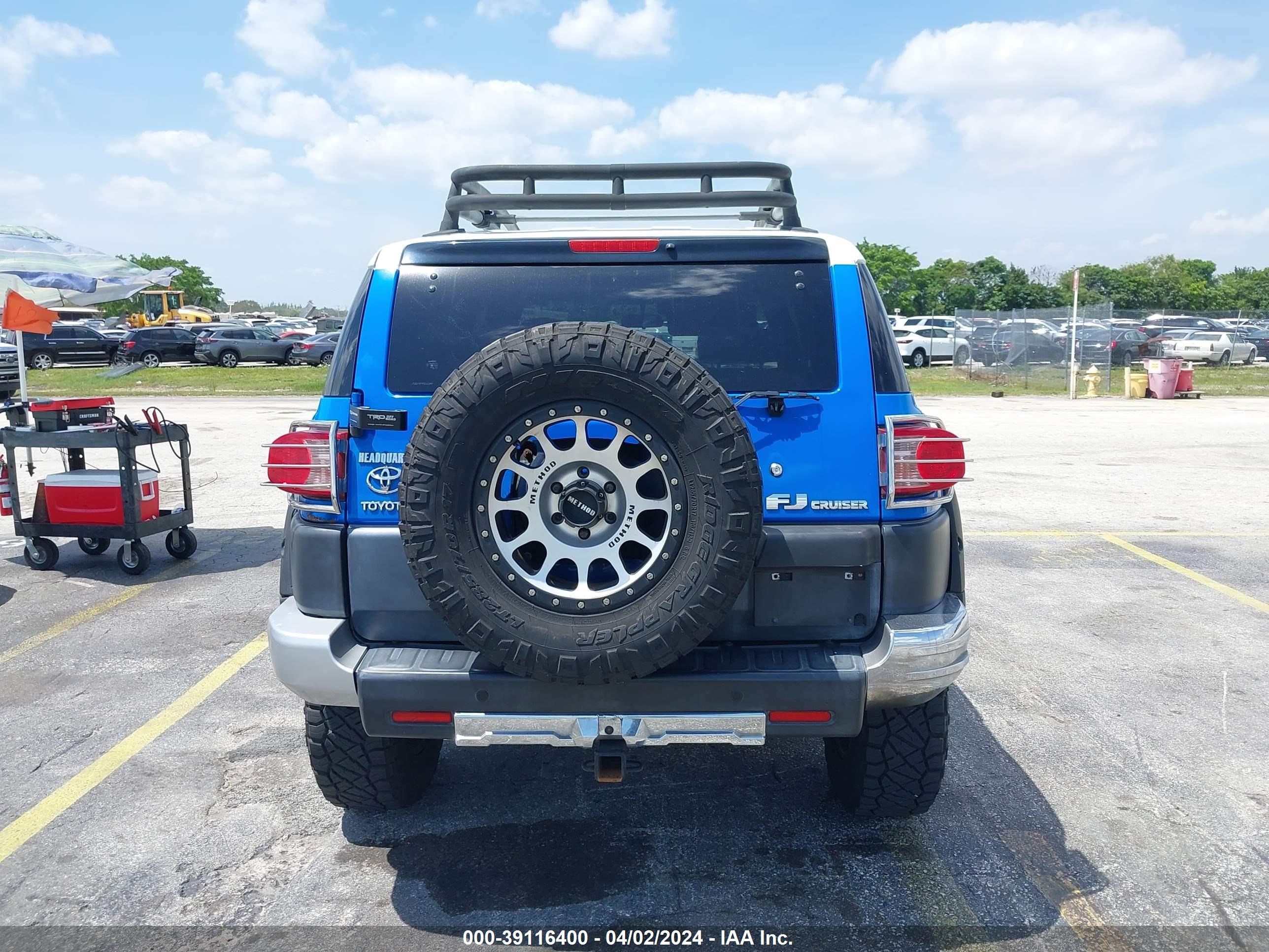 Photo 15 VIN: JTEBU11F970042789 - TOYOTA FJ CRUISER 