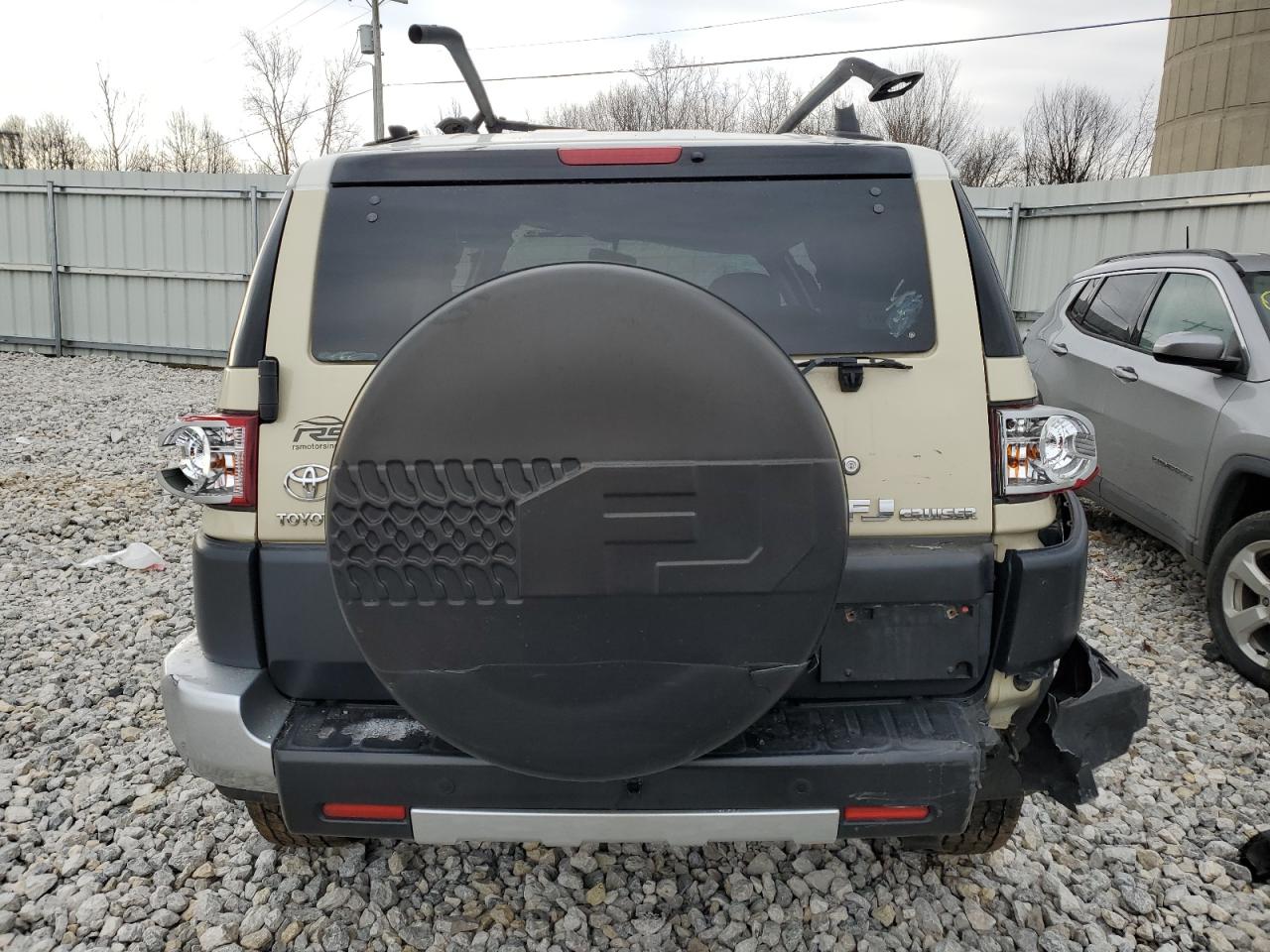 Photo 5 VIN: JTEBU11F98K013010 - TOYOTA FJ CRUISER 