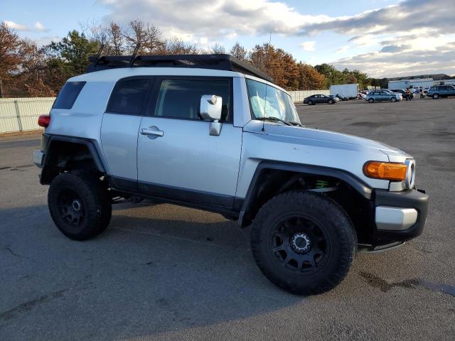 Photo 3 VIN: JTEBU11F98K046654 - TOYOTA FJ CRUISER 