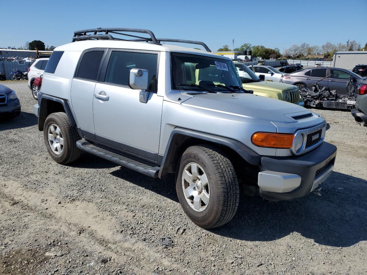 Photo 3 VIN: JTEBU11F98K051627 - TOYOTA FJ CRUISER 