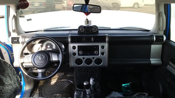 Photo 13 VIN: JTEBU11F99K066162 - TOYOTA FJ CRUISER 