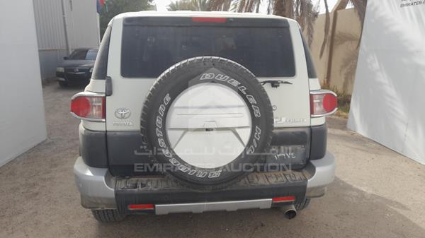 Photo 7 VIN: JTEBU11F99K066369 - TOYOTA FJ CRUISER 