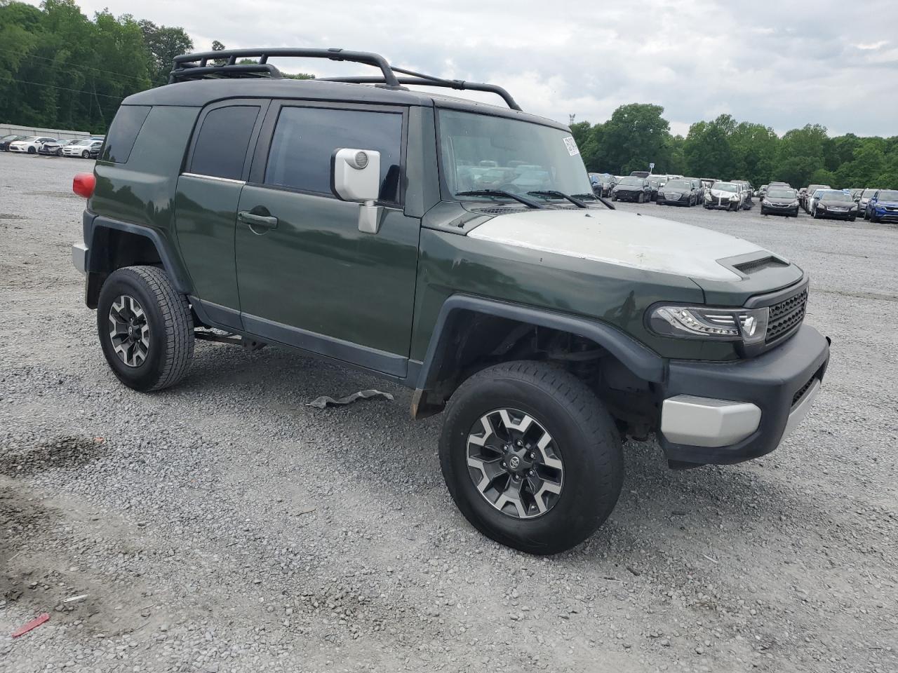 Photo 3 VIN: JTEBU11FX70038900 - TOYOTA FJ CRUISER 