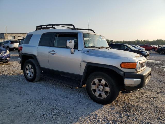 Photo 3 VIN: JTEBU11FX70044535 - TOYOTA FJ CRUISER 