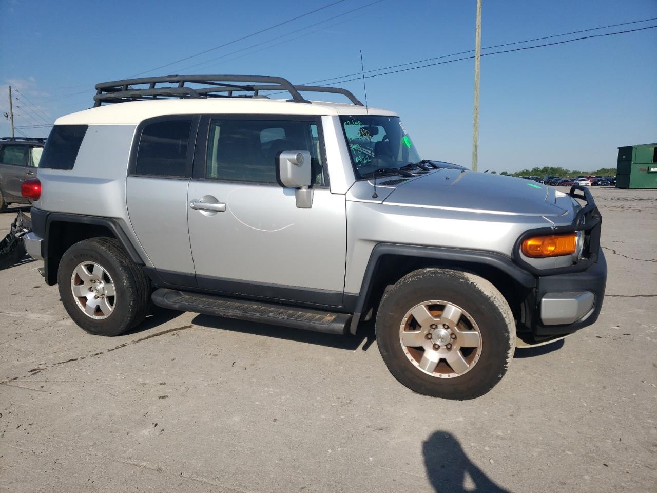 Photo 3 VIN: JTEBU11FX70073114 - TOYOTA FJ CRUISER 