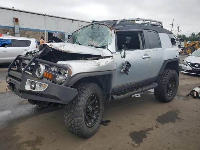 Photo 0 VIN: JTEBU11FX70091676 - TOYOTA FJ CRUISER 