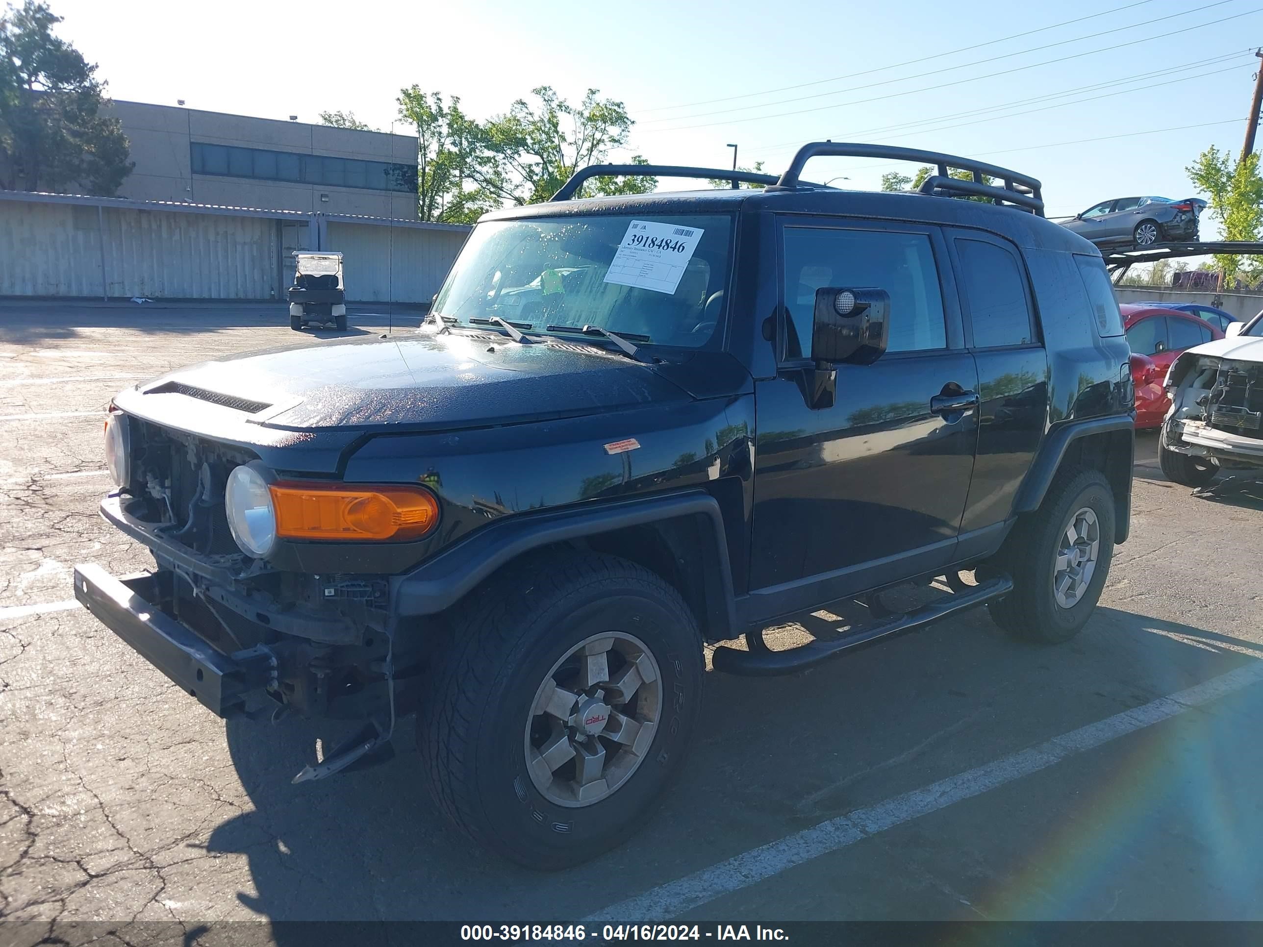 Photo 1 VIN: JTEBU11FX70098496 - TOYOTA FJ CRUISER 