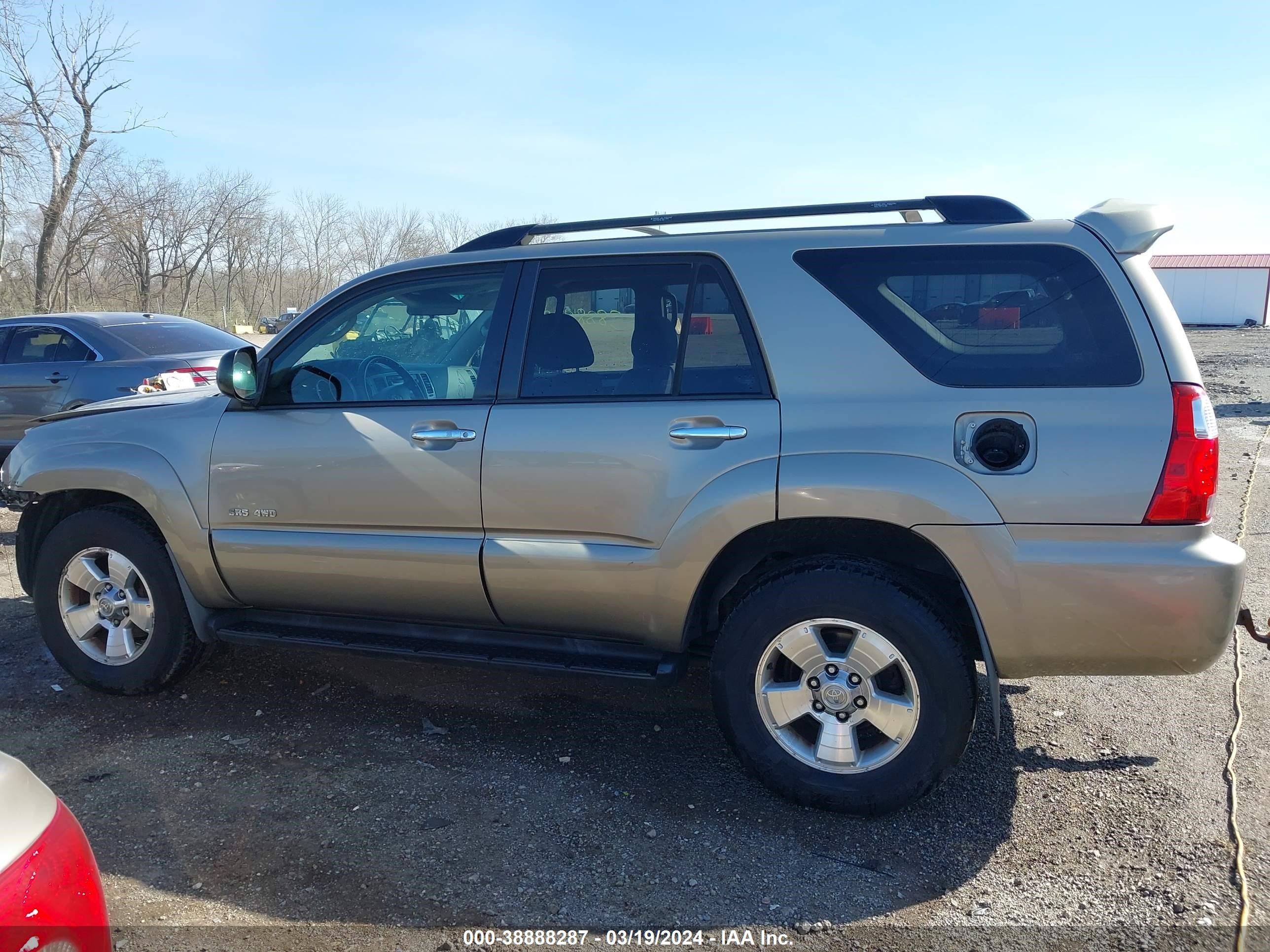 Photo 14 VIN: JTEBU14R070115487 - TOYOTA 4RUNNER 