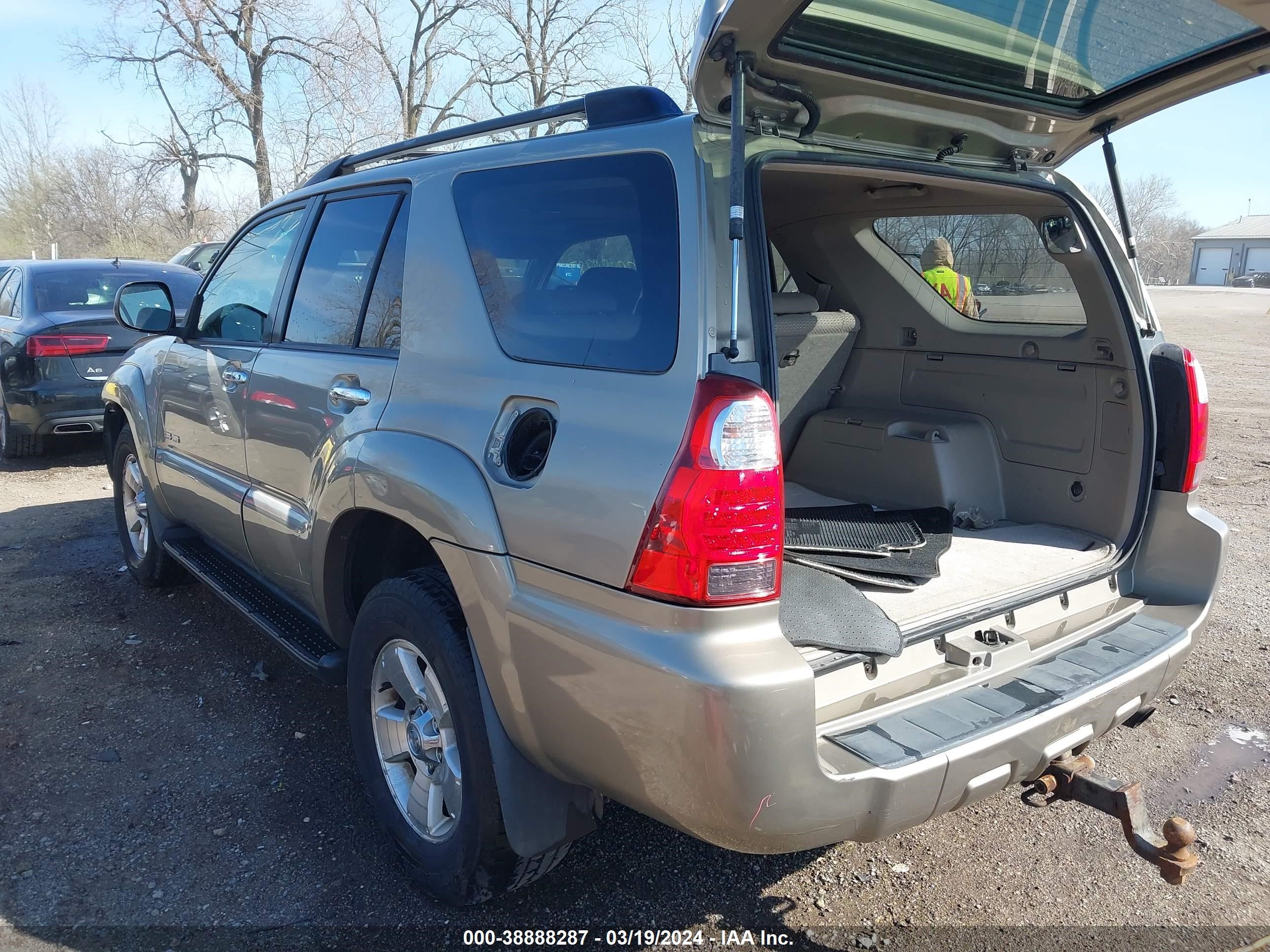 Photo 2 VIN: JTEBU14R070115487 - TOYOTA 4RUNNER 