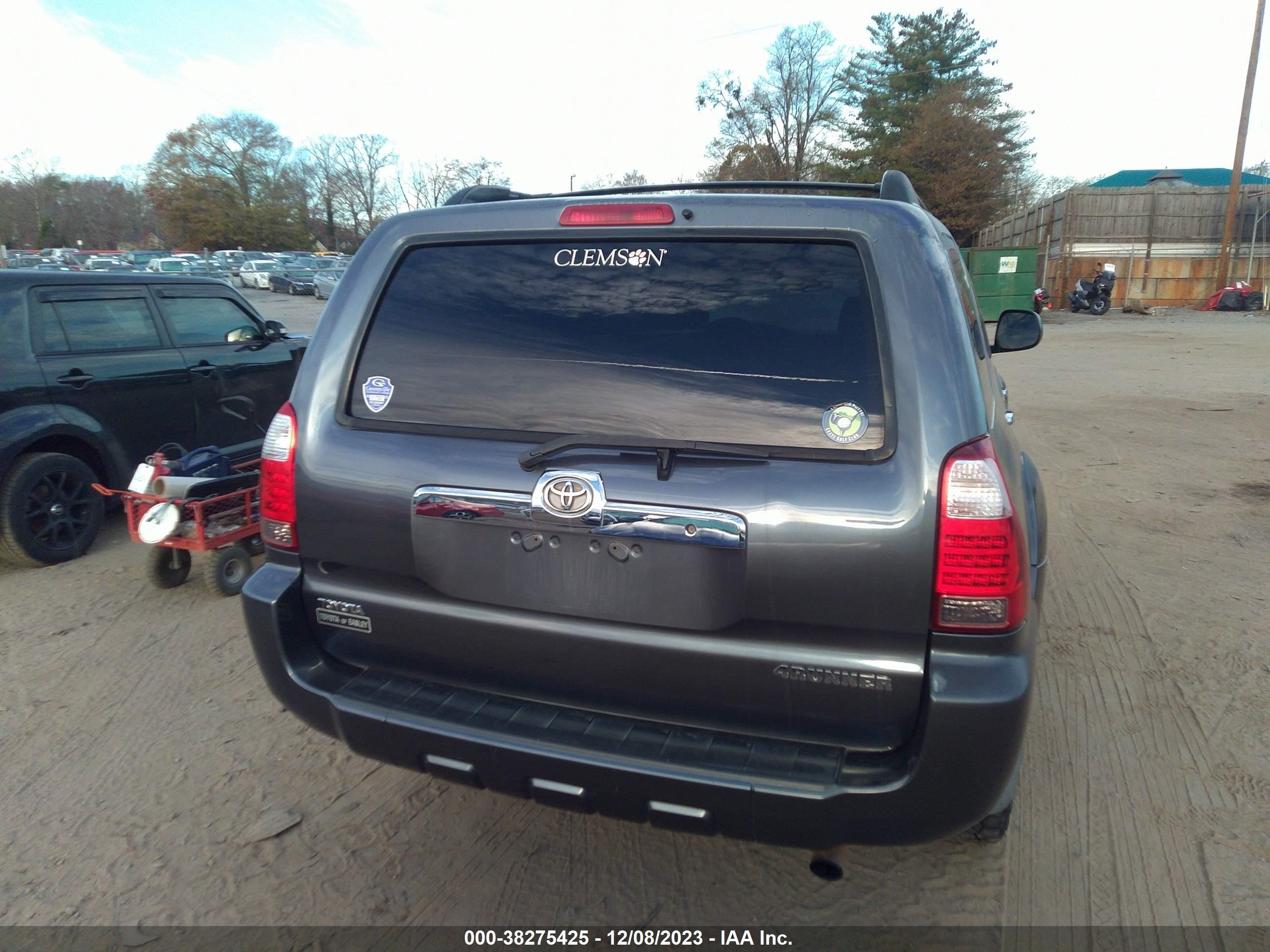 Photo 15 VIN: JTEBU14R088107926 - TOYOTA 4RUNNER 