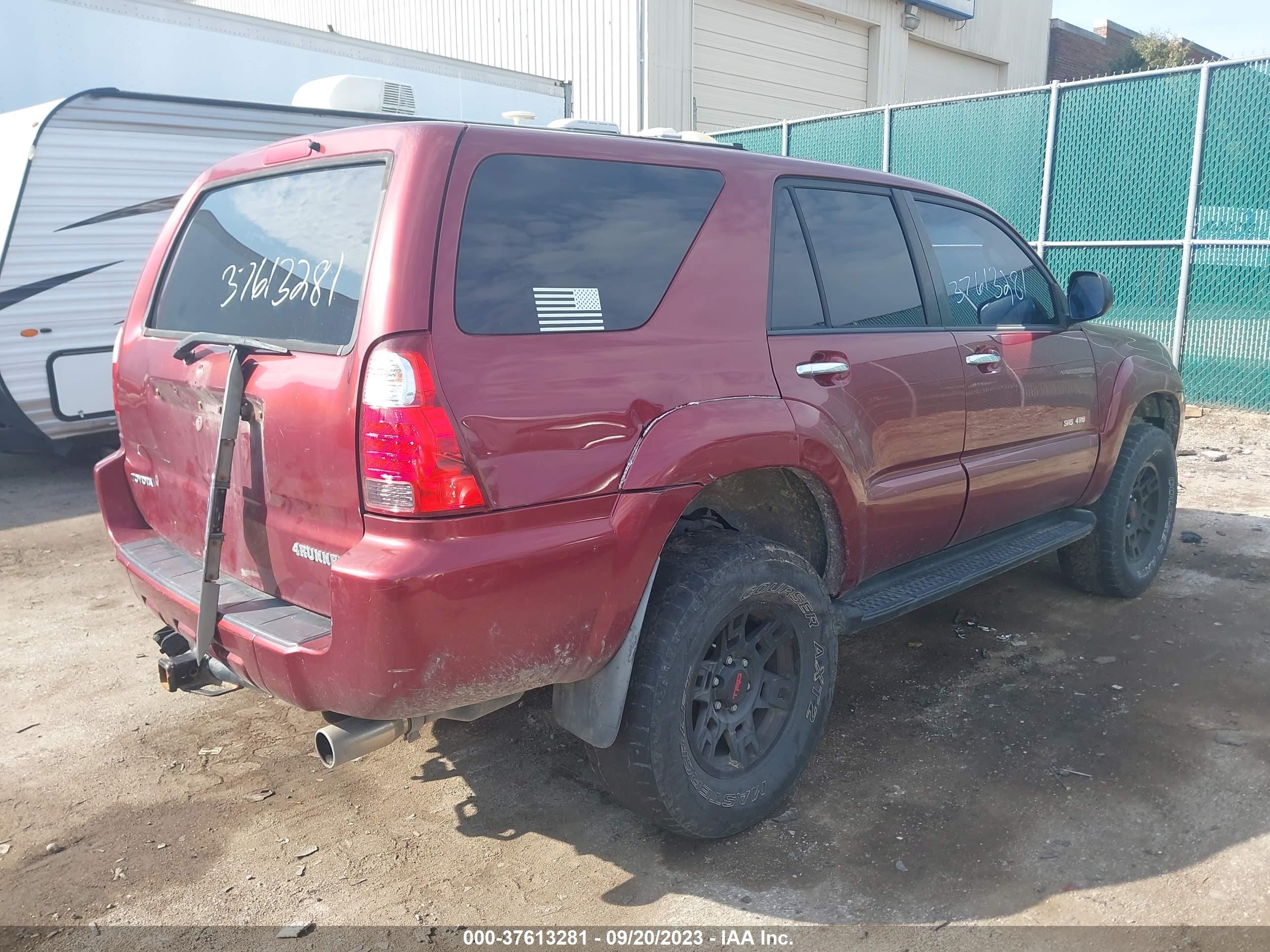 Photo 3 VIN: JTEBU14R08K006193 - TOYOTA 4RUNNER 