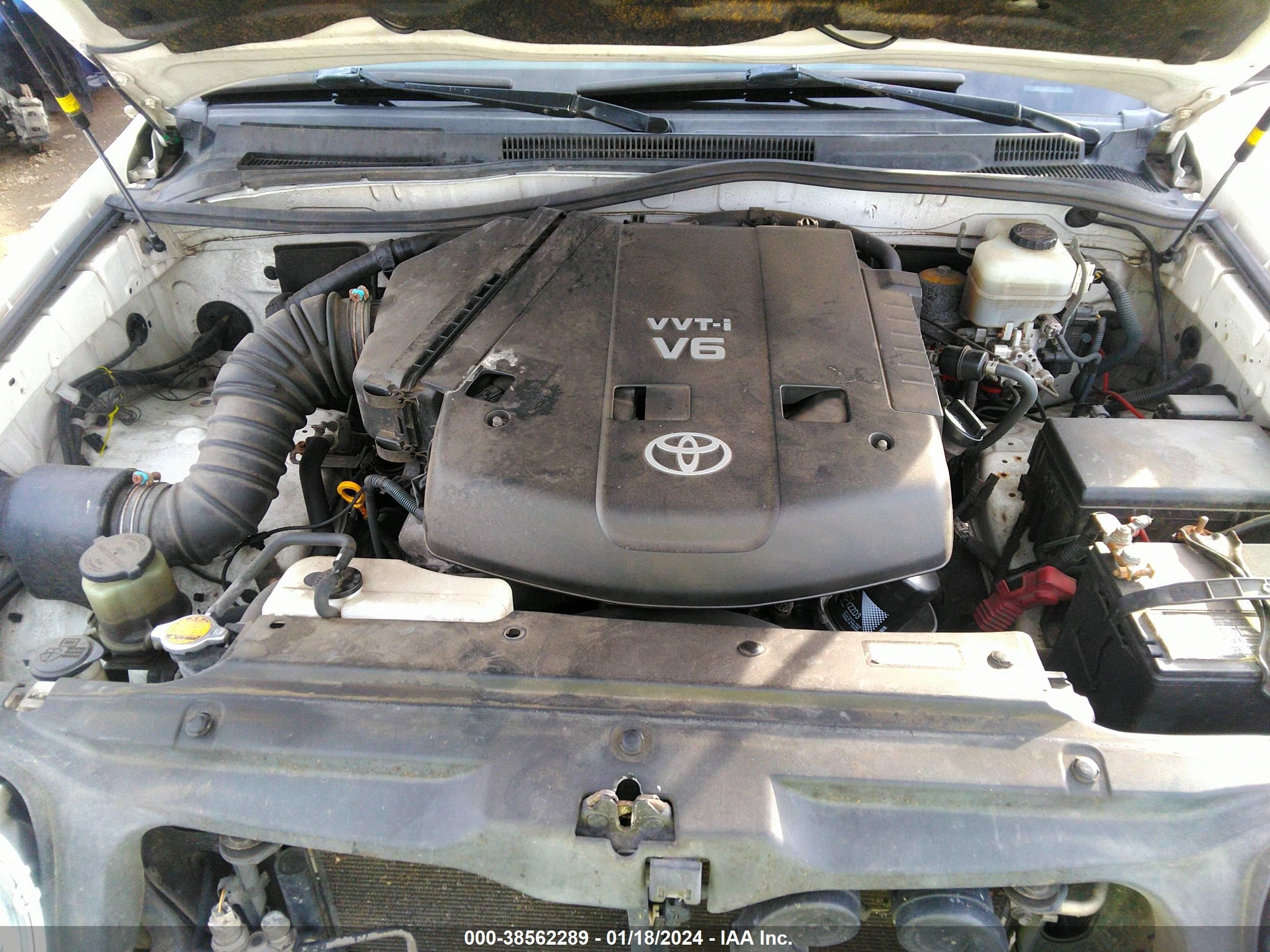 Photo 9 VIN: JTEBU14R168066333 - TOYOTA 4RUNNER 