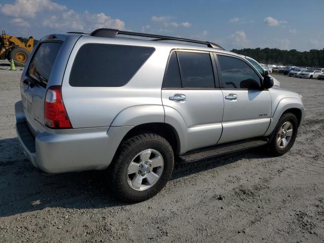 Photo 2 VIN: JTEBU14R18K010687 - TOYOTA 4RUNNER SR 