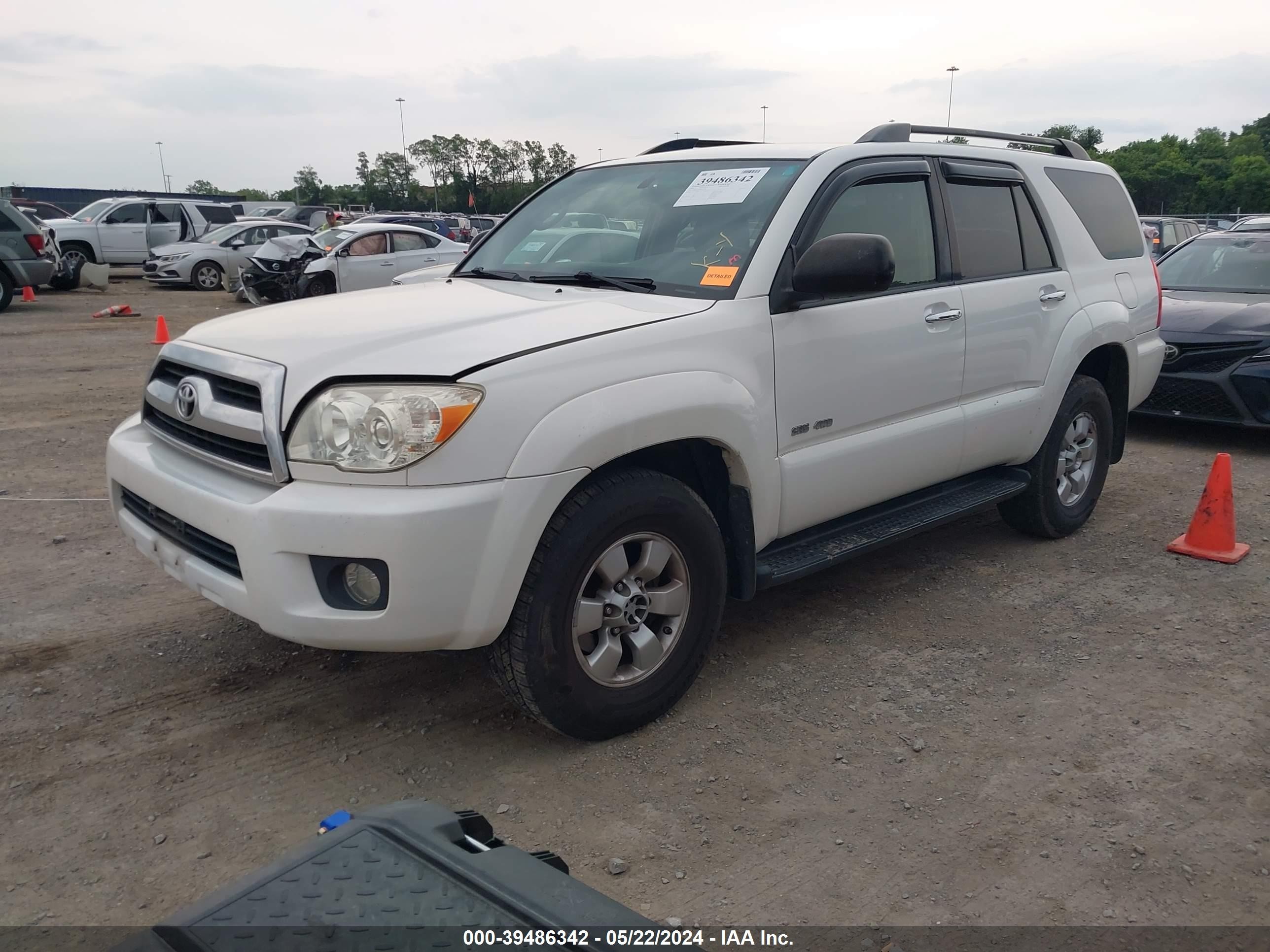 Photo 1 VIN: JTEBU14R18K011578 - TOYOTA 4RUNNER 