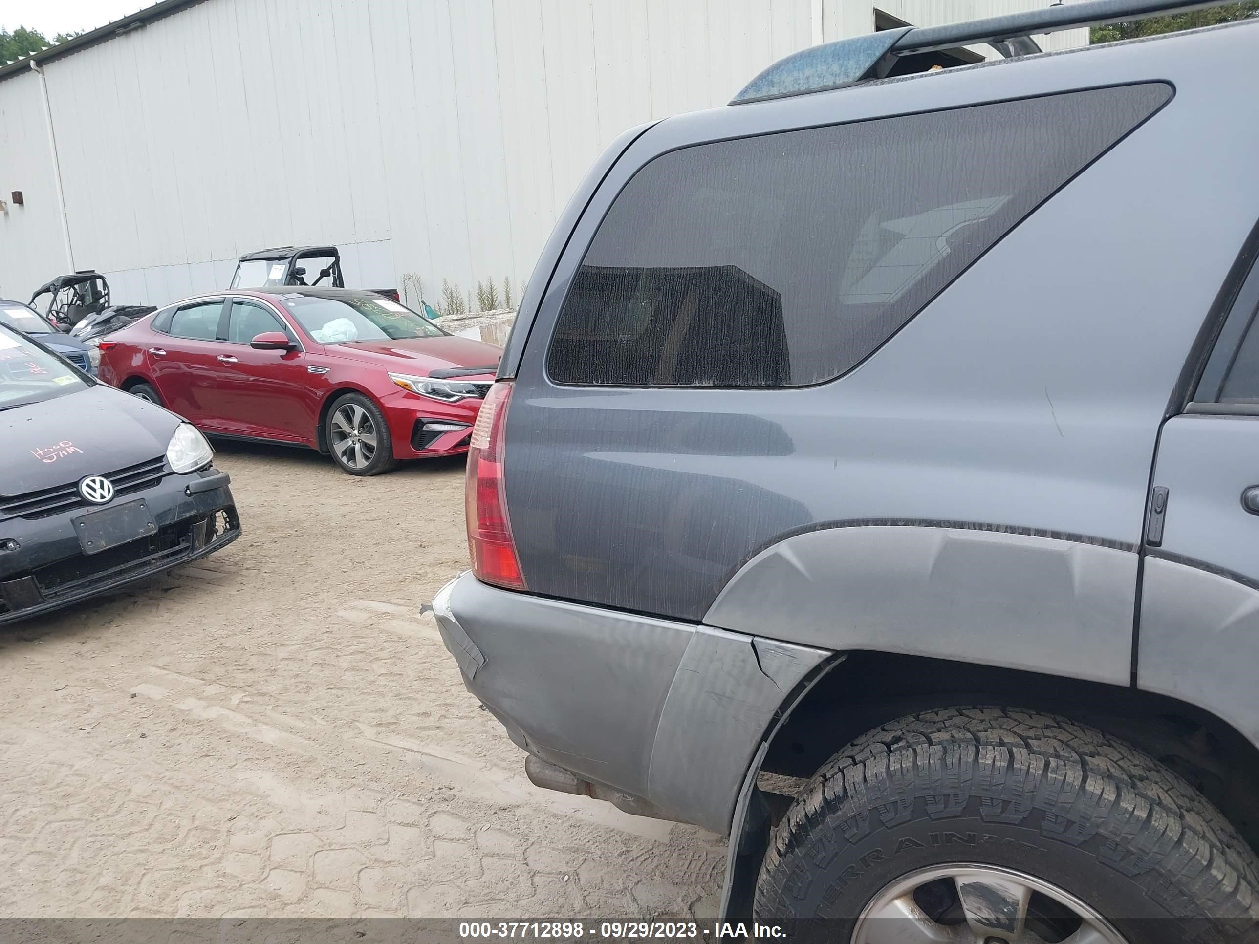 Photo 5 VIN: JTEBU14R230011884 - TOYOTA 4RUNNER 