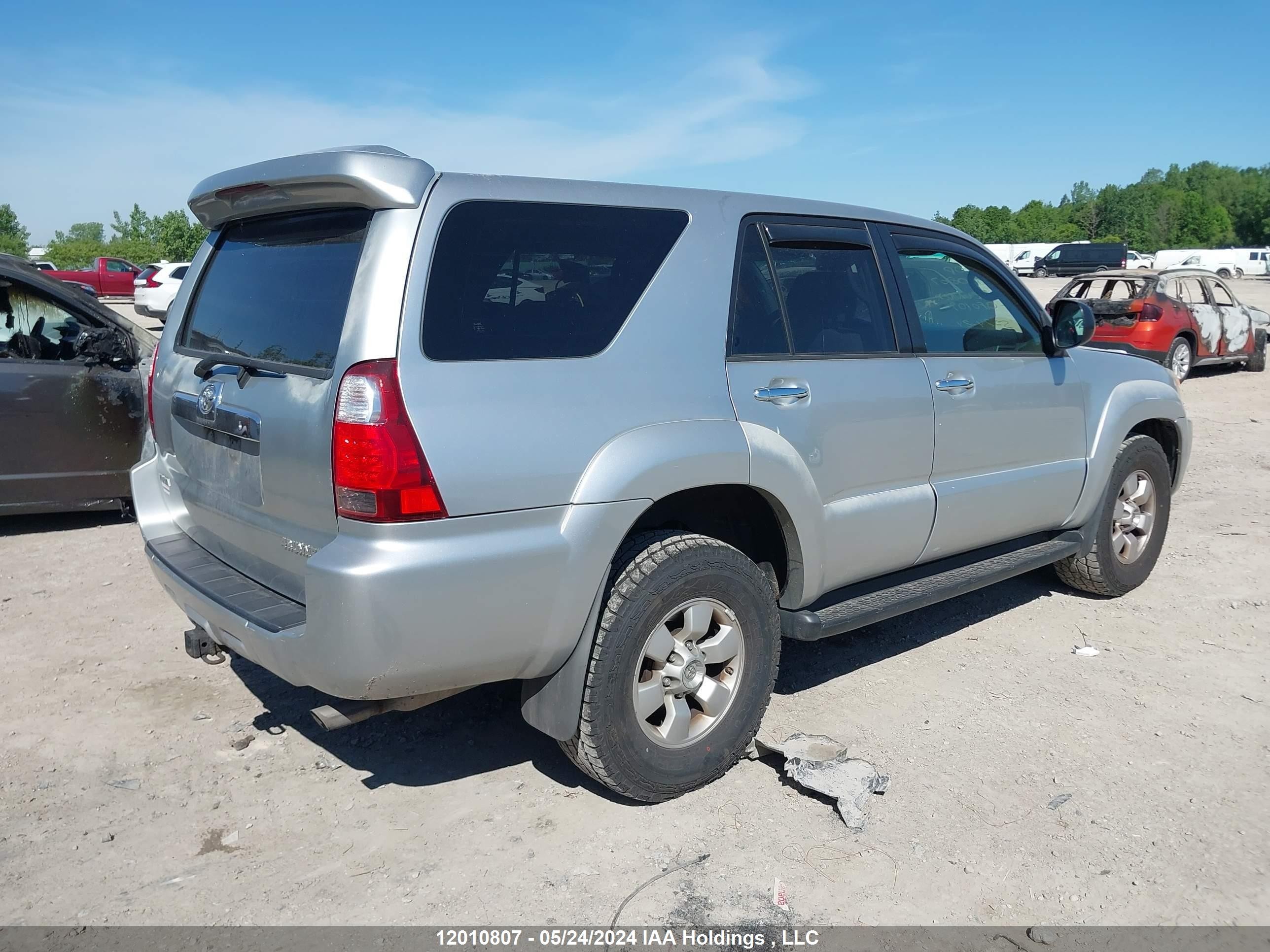 Photo 3 VIN: JTEBU14R260080109 - TOYOTA 4RUNNER 