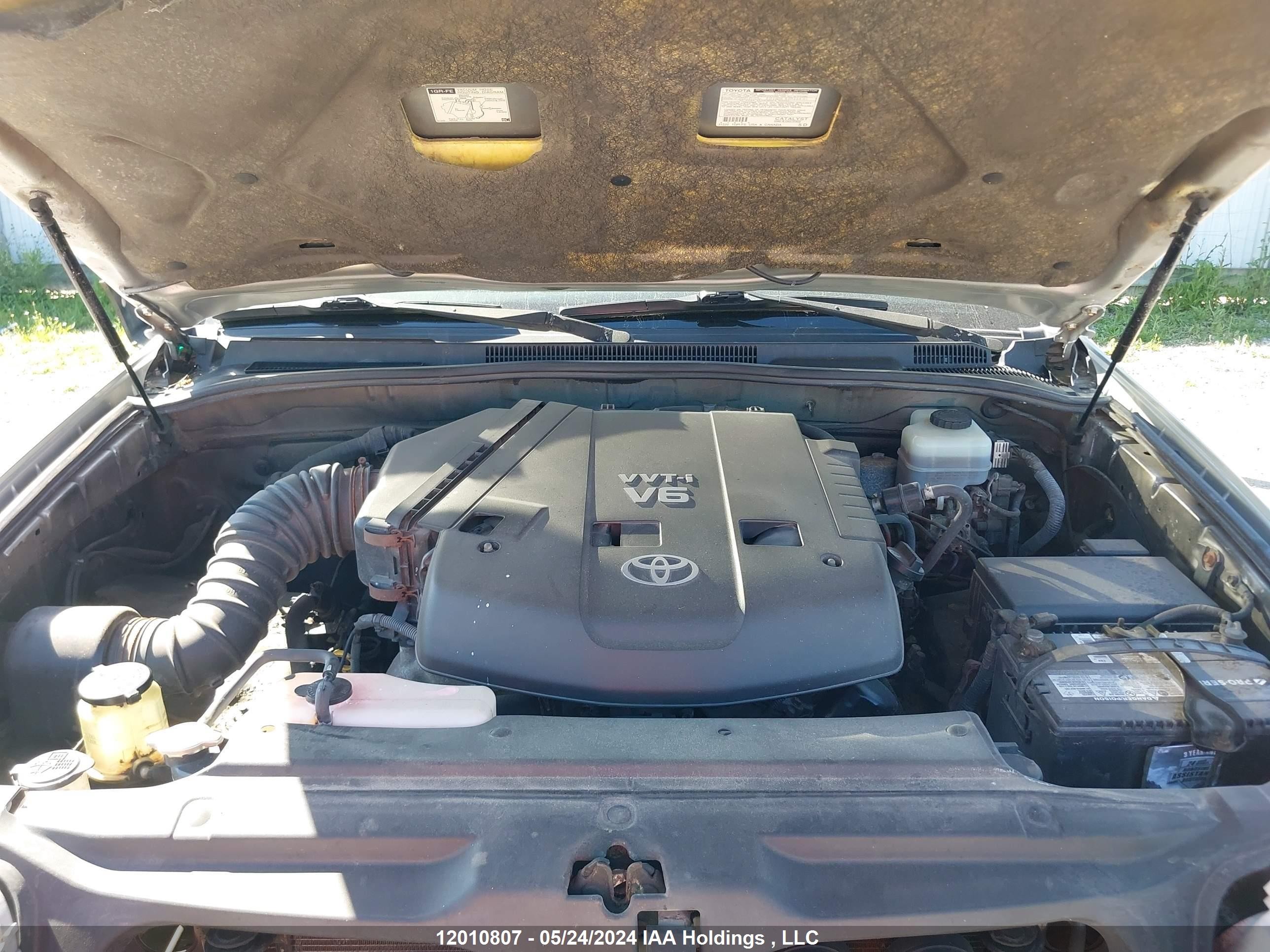 Photo 9 VIN: JTEBU14R260080109 - TOYOTA 4RUNNER 