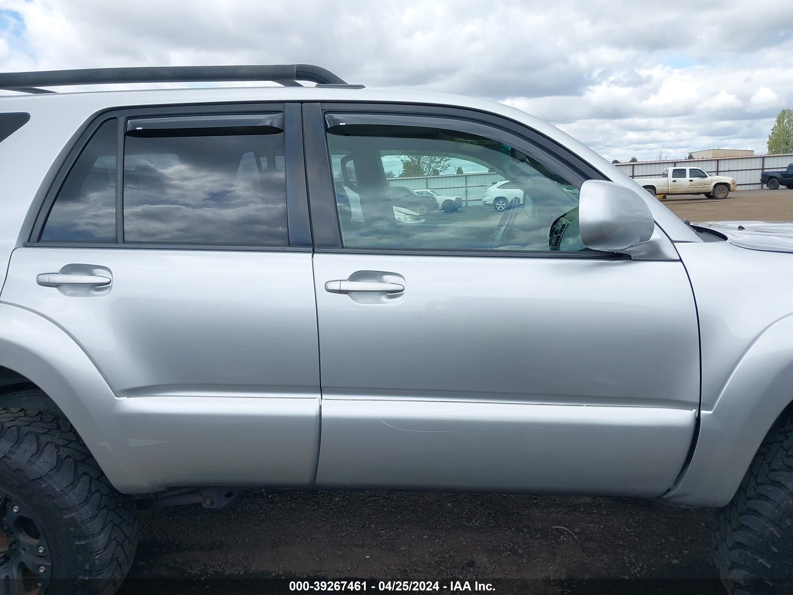 Photo 12 VIN: JTEBU14R280132650 - TOYOTA 4RUNNER 