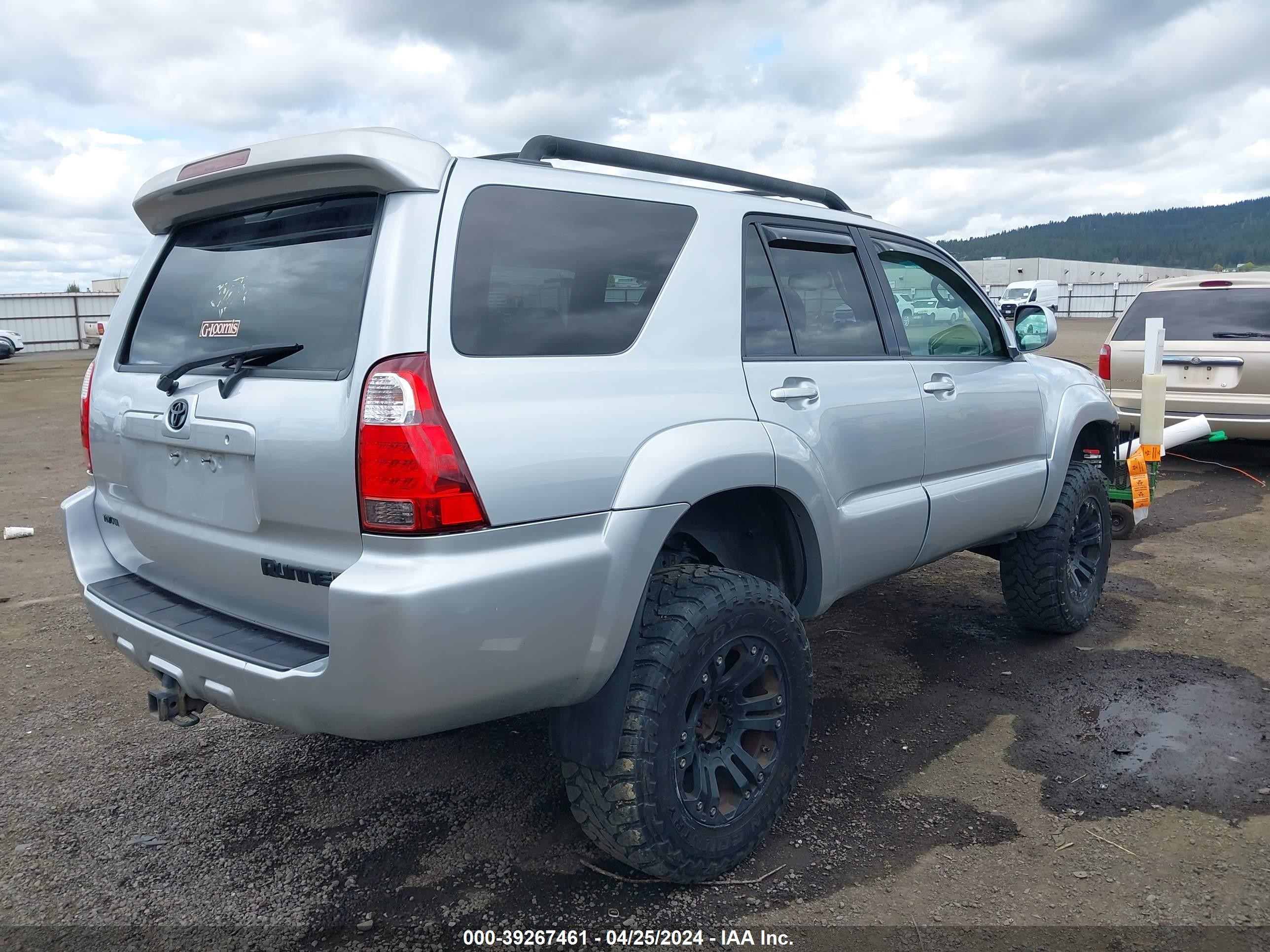 Photo 3 VIN: JTEBU14R280132650 - TOYOTA 4RUNNER 