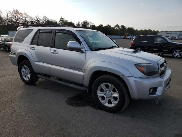 Photo 3 VIN: JTEBU14R28K009998 - TOYOTA 4RUNNER SR 