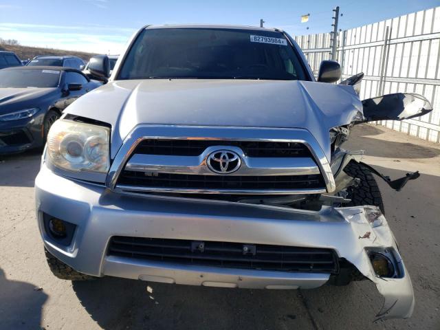 Photo 4 VIN: JTEBU14R28K022735 - TOYOTA 4RUNNER SR 