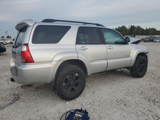 Photo 2 VIN: JTEBU14R28K034335 - TOYOTA 4RUNNER SR 