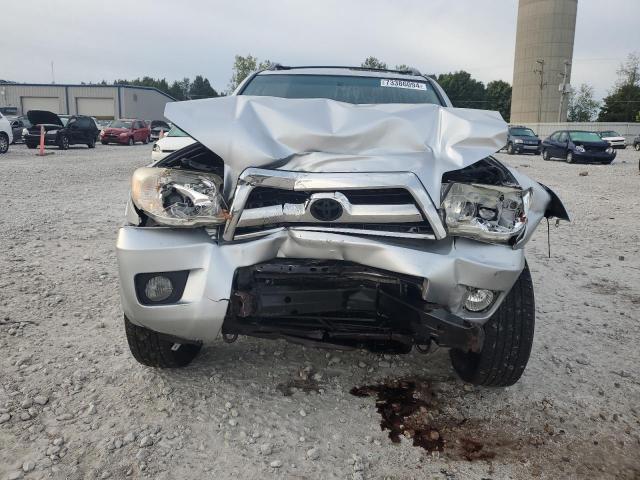 Photo 4 VIN: JTEBU14R28K034335 - TOYOTA 4RUNNER SR 