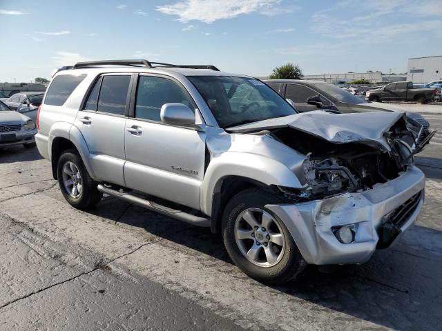 Photo 3 VIN: JTEBU14R38K009041 - TOYOTA 4RUNNER SR 