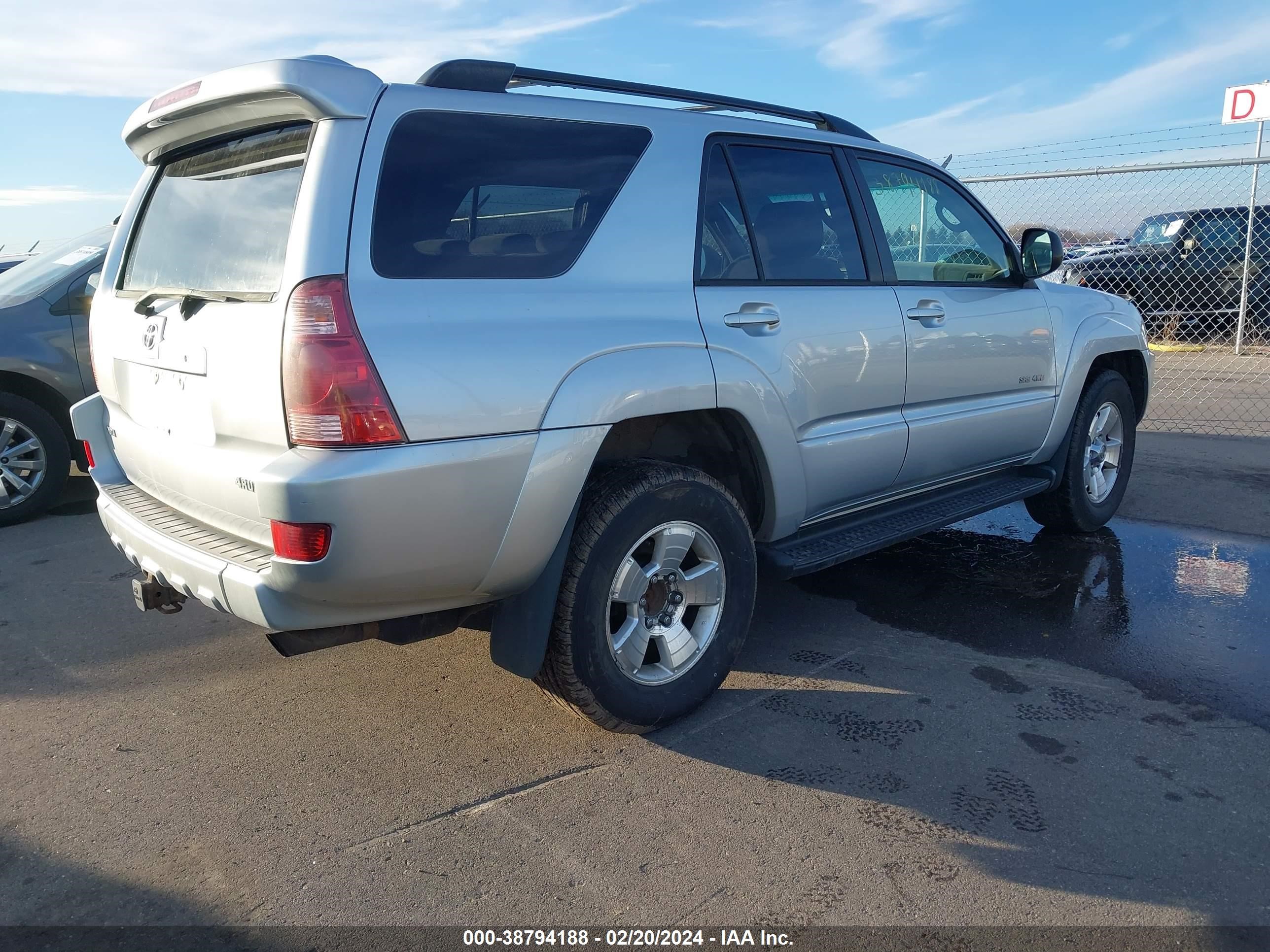 Photo 3 VIN: JTEBU14R450069322 - TOYOTA 4RUNNER 