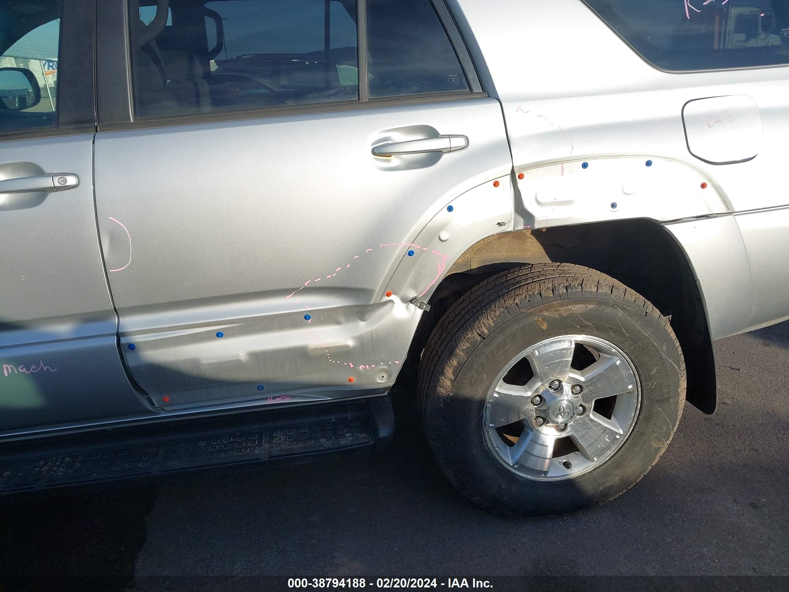 Photo 5 VIN: JTEBU14R450069322 - TOYOTA 4RUNNER 