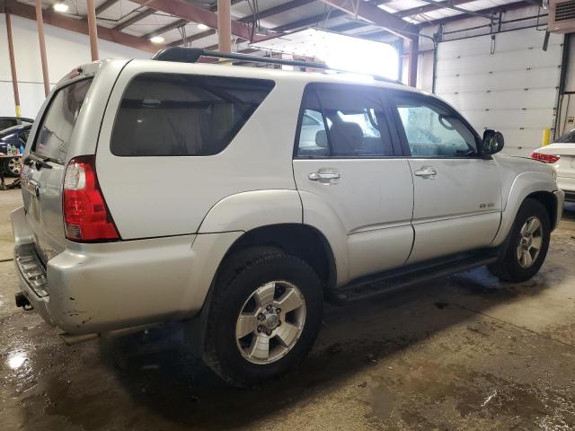 Photo 2 VIN: JTEBU14R470114598 - TOYOTA 4RUNNER SR 