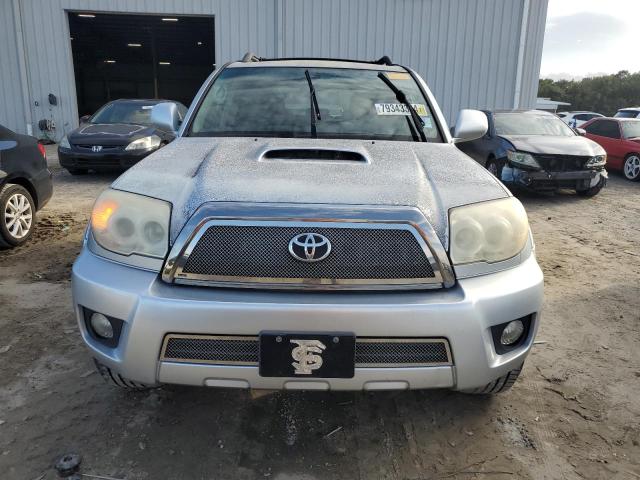 Photo 4 VIN: JTEBU14R48K004611 - TOYOTA 4RUNNER SR 