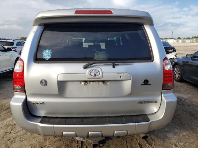 Photo 5 VIN: JTEBU14R48K004611 - TOYOTA 4RUNNER SR 