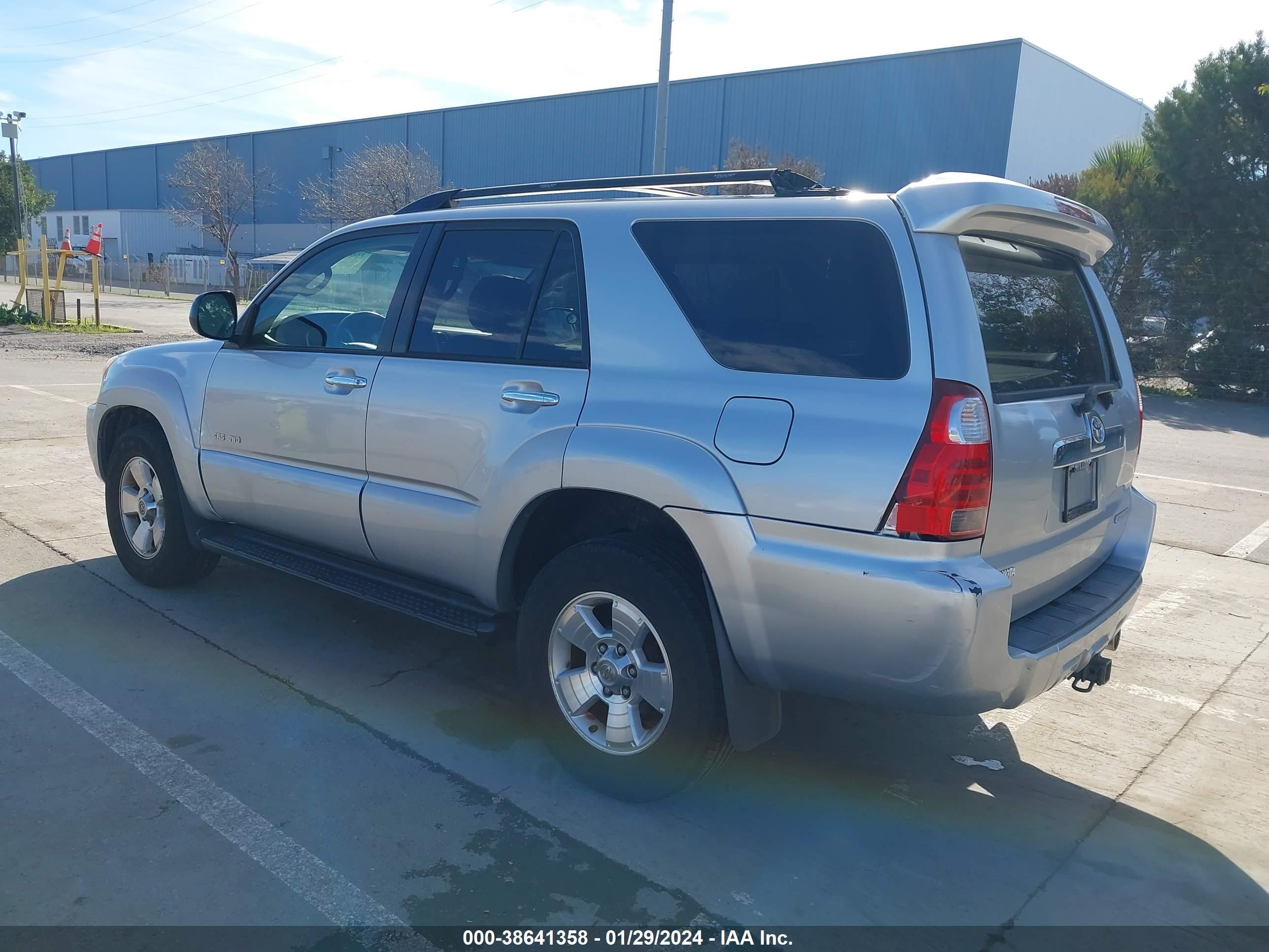 Photo 2 VIN: JTEBU14R568063337 - TOYOTA 4RUNNER 