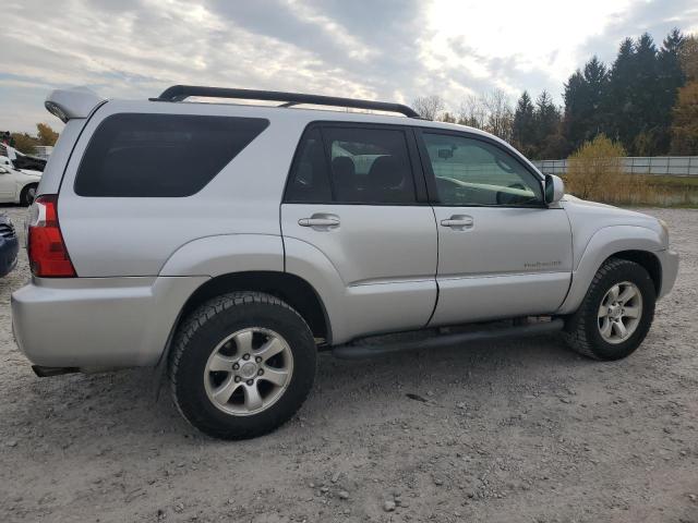 Photo 2 VIN: JTEBU14R578101487 - TOYOTA 4RUNNER SR 