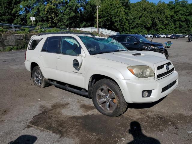 Photo 3 VIN: JTEBU14R58K033017 - TOYOTA 4RUNNER SR 