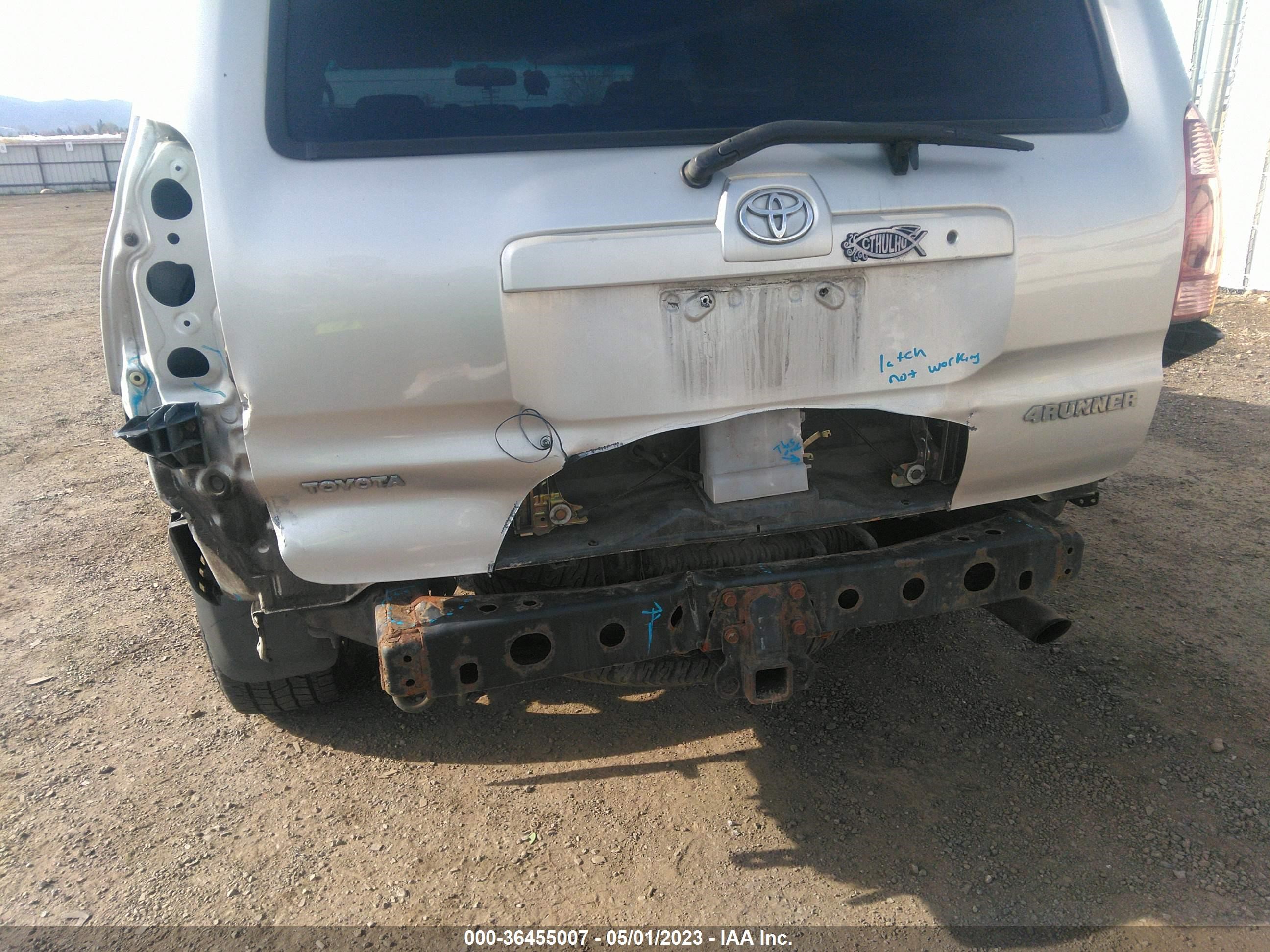 Photo 5 VIN: JTEBU14R638010884 - TOYOTA 4RUNNER 