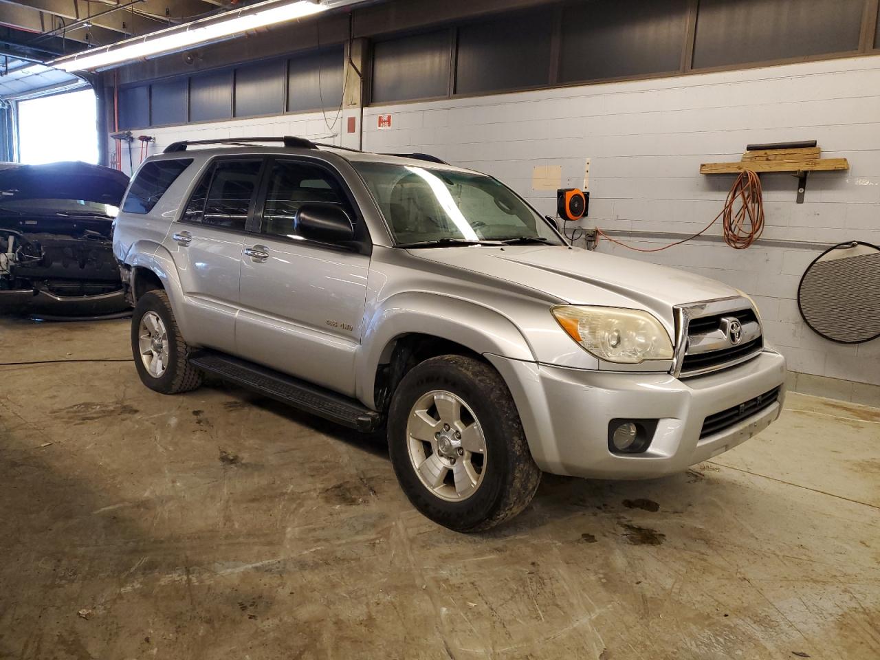 Photo 3 VIN: JTEBU14R69K036445 - TOYOTA 4RUNNER 