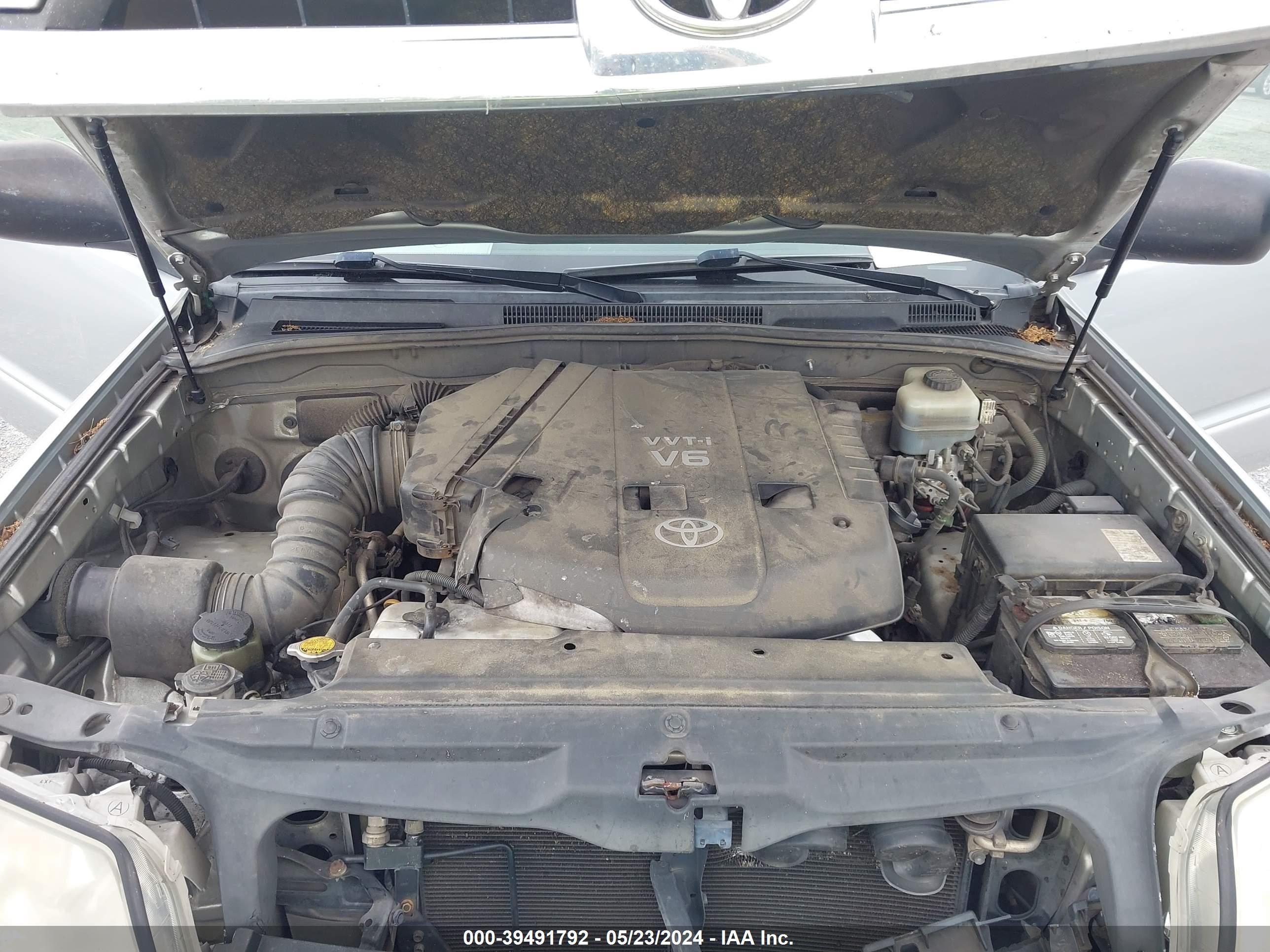 Photo 9 VIN: JTEBU14R750060842 - TOYOTA 4RUNNER 