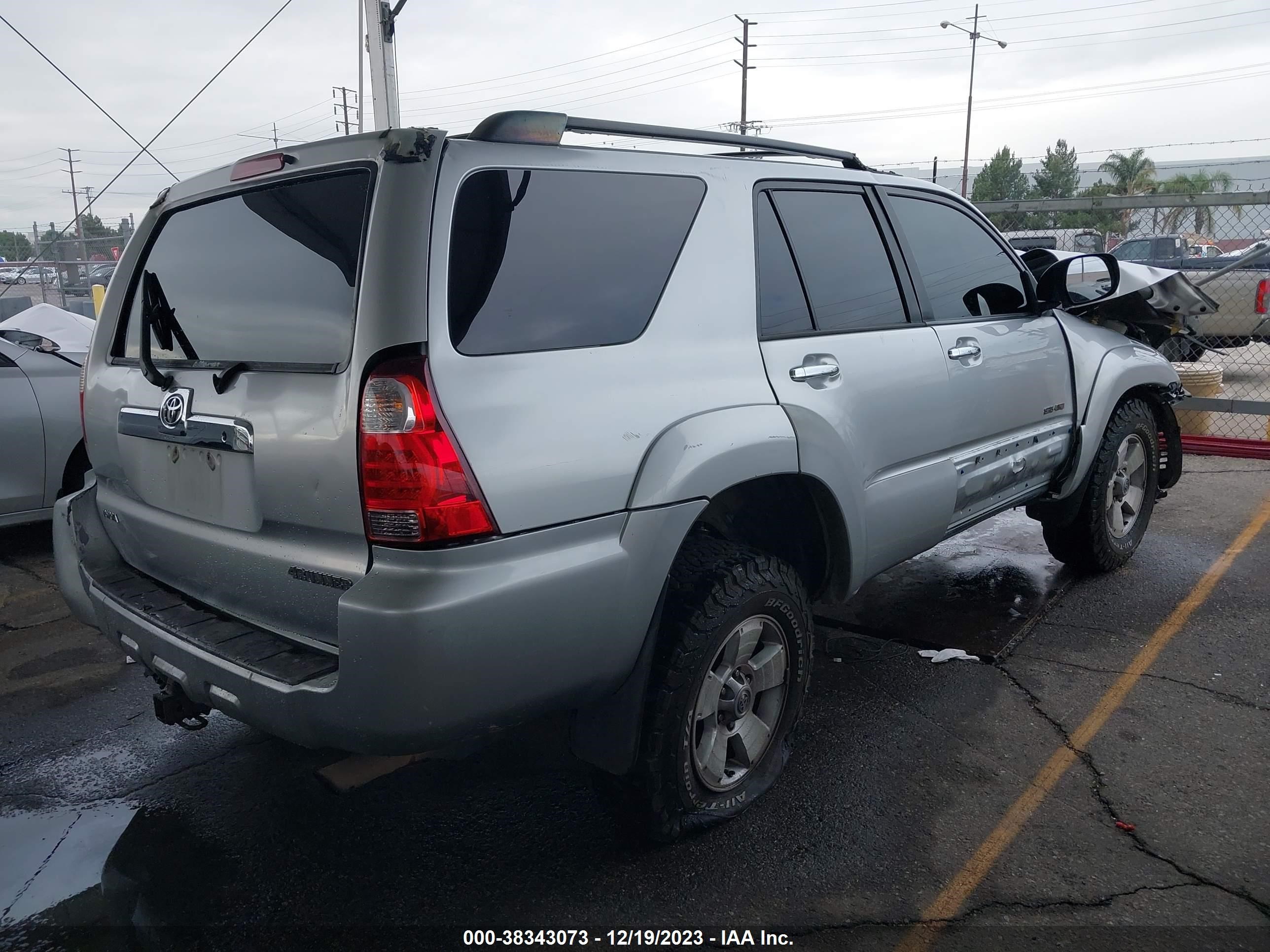 Photo 3 VIN: JTEBU14R768057037 - TOYOTA 4RUNNER 