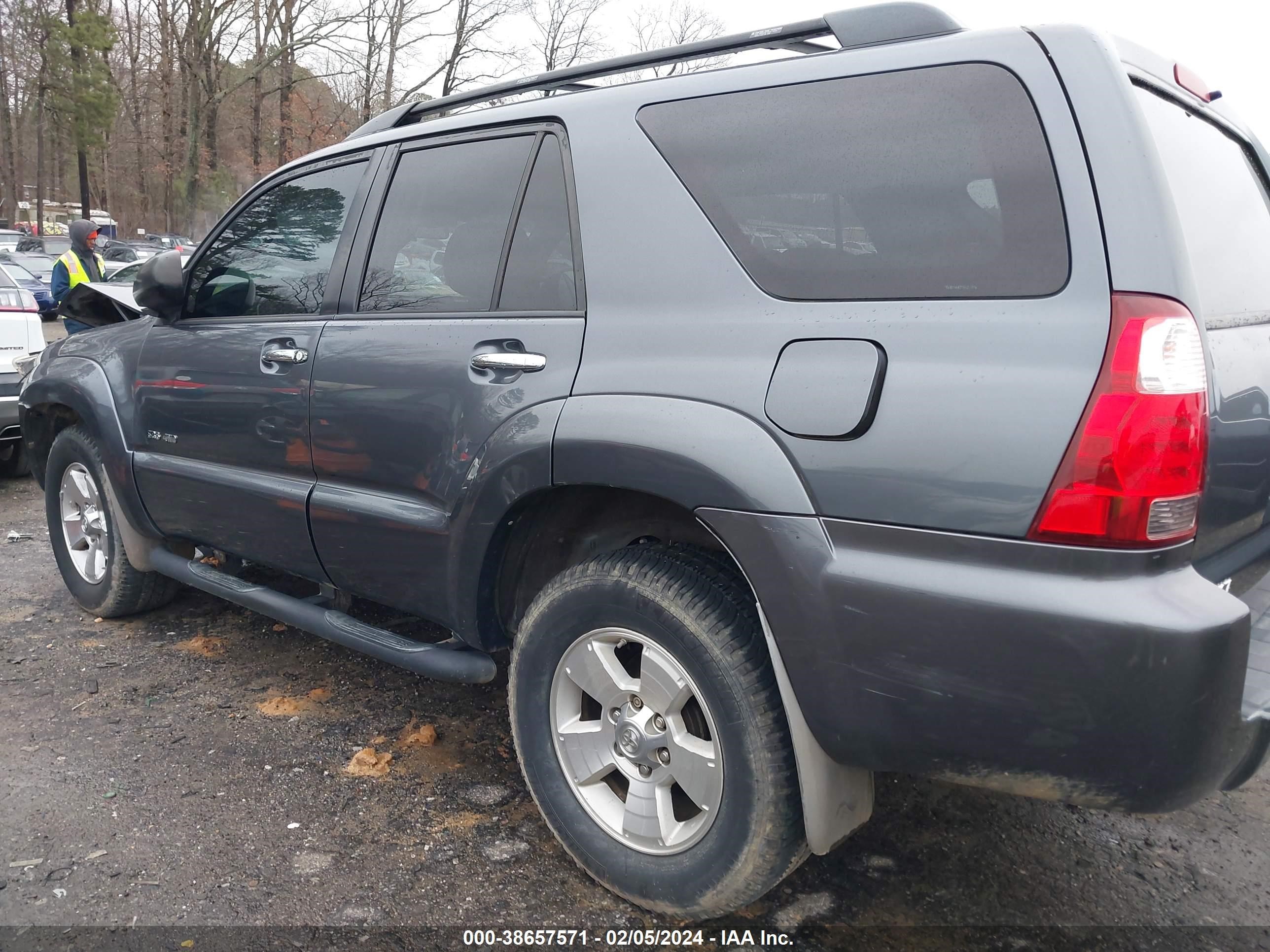 Photo 13 VIN: JTEBU14R770124798 - TOYOTA 4RUNNER 