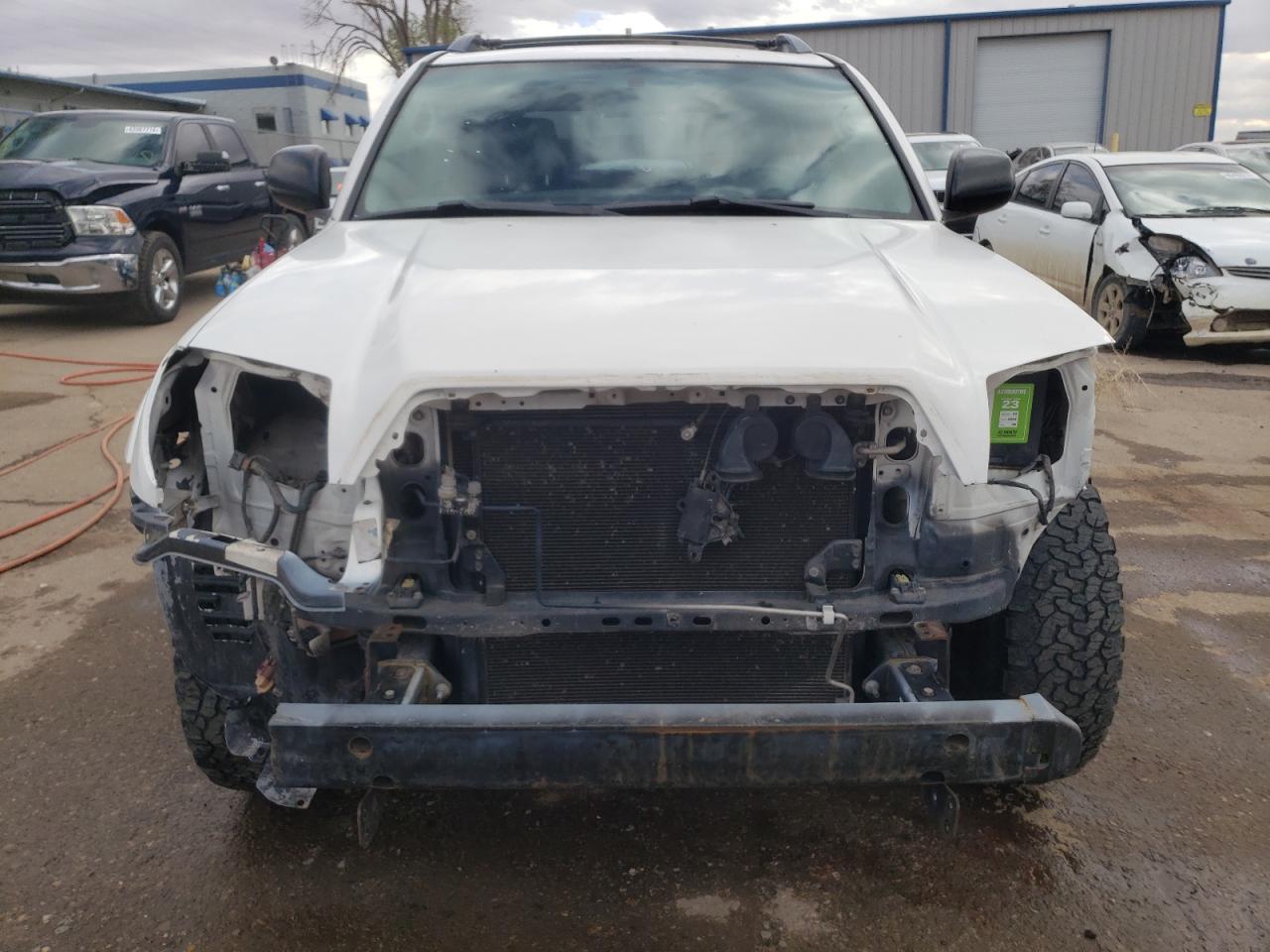 Photo 4 VIN: JTEBU14R780130442 - TOYOTA 4RUNNER 