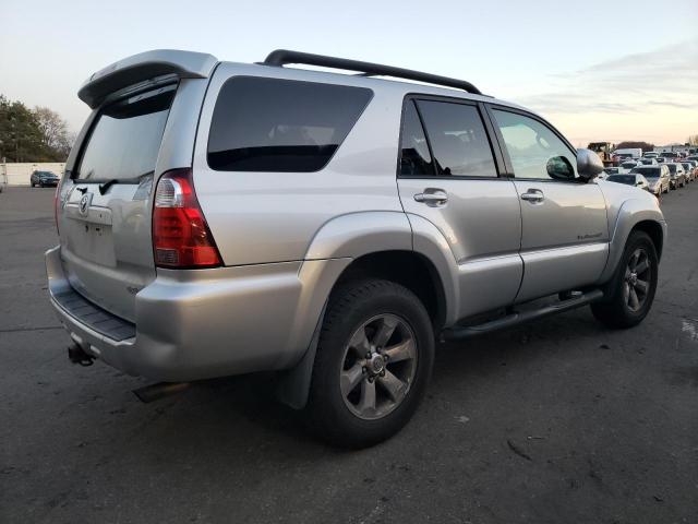 Photo 2 VIN: JTEBU14R78K035416 - TOYOTA 4RUNNER SR 