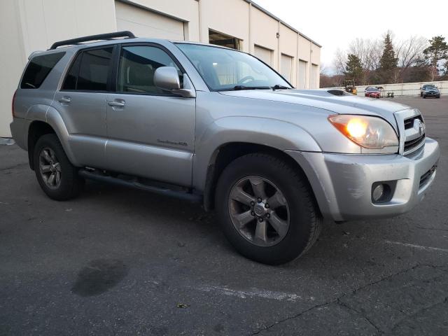 Photo 3 VIN: JTEBU14R78K035416 - TOYOTA 4RUNNER SR 