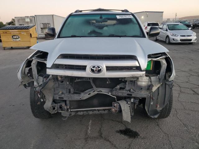 Photo 4 VIN: JTEBU14R838005167 - TOYOTA 4RUNNER SR 