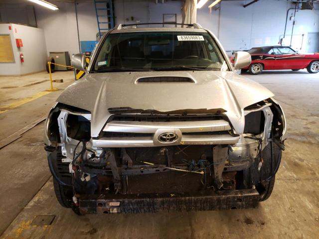 Photo 4 VIN: JTEBU14R850056525 - TOYOTA 4RUNNER SR 