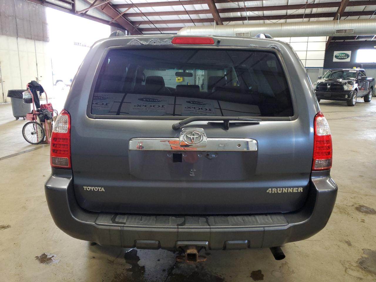 Photo 5 VIN: JTEBU14R878088766 - TOYOTA 4RUNNER 