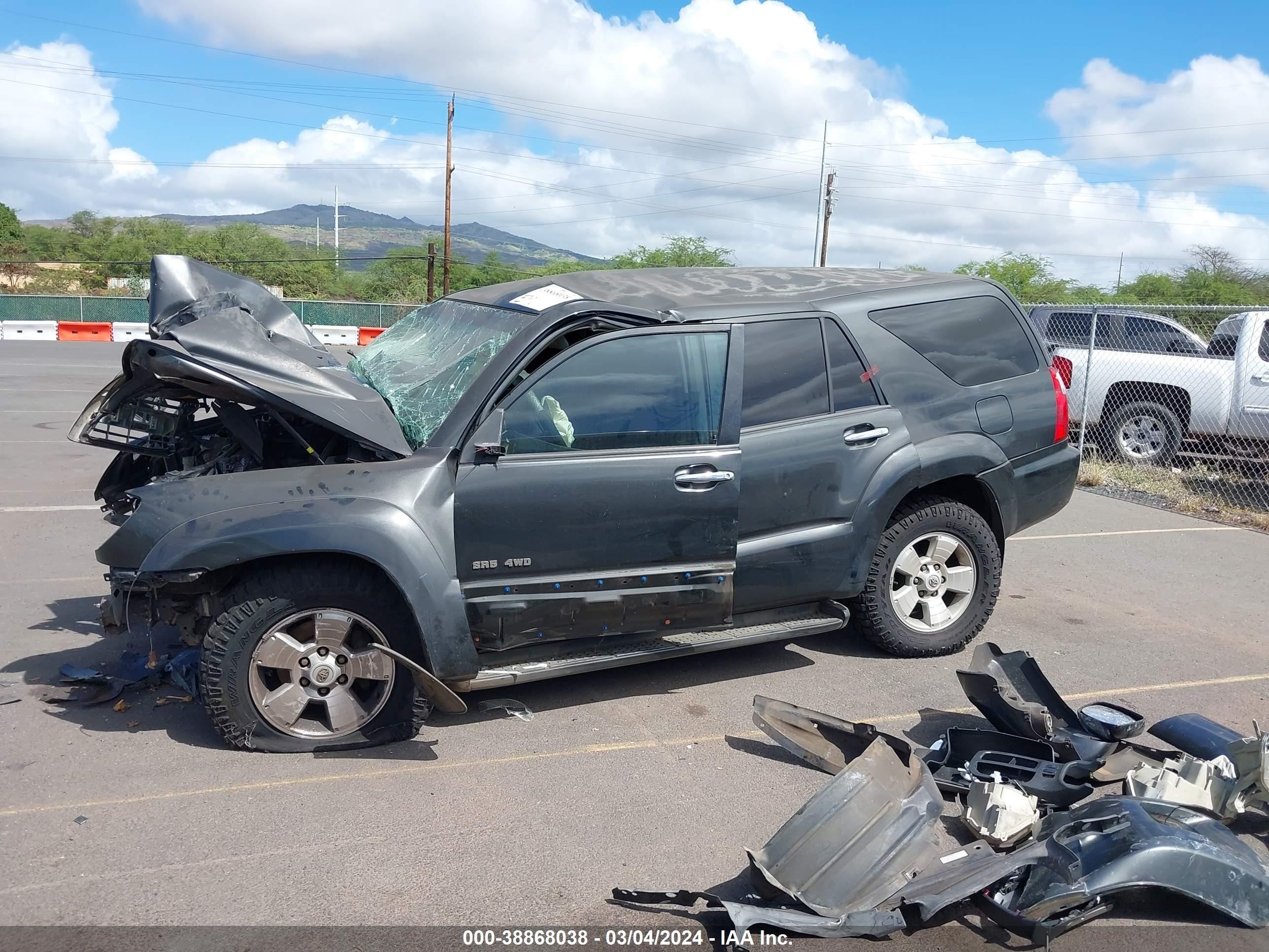 Photo 13 VIN: JTEBU14R878102455 - TOYOTA 4RUNNER 