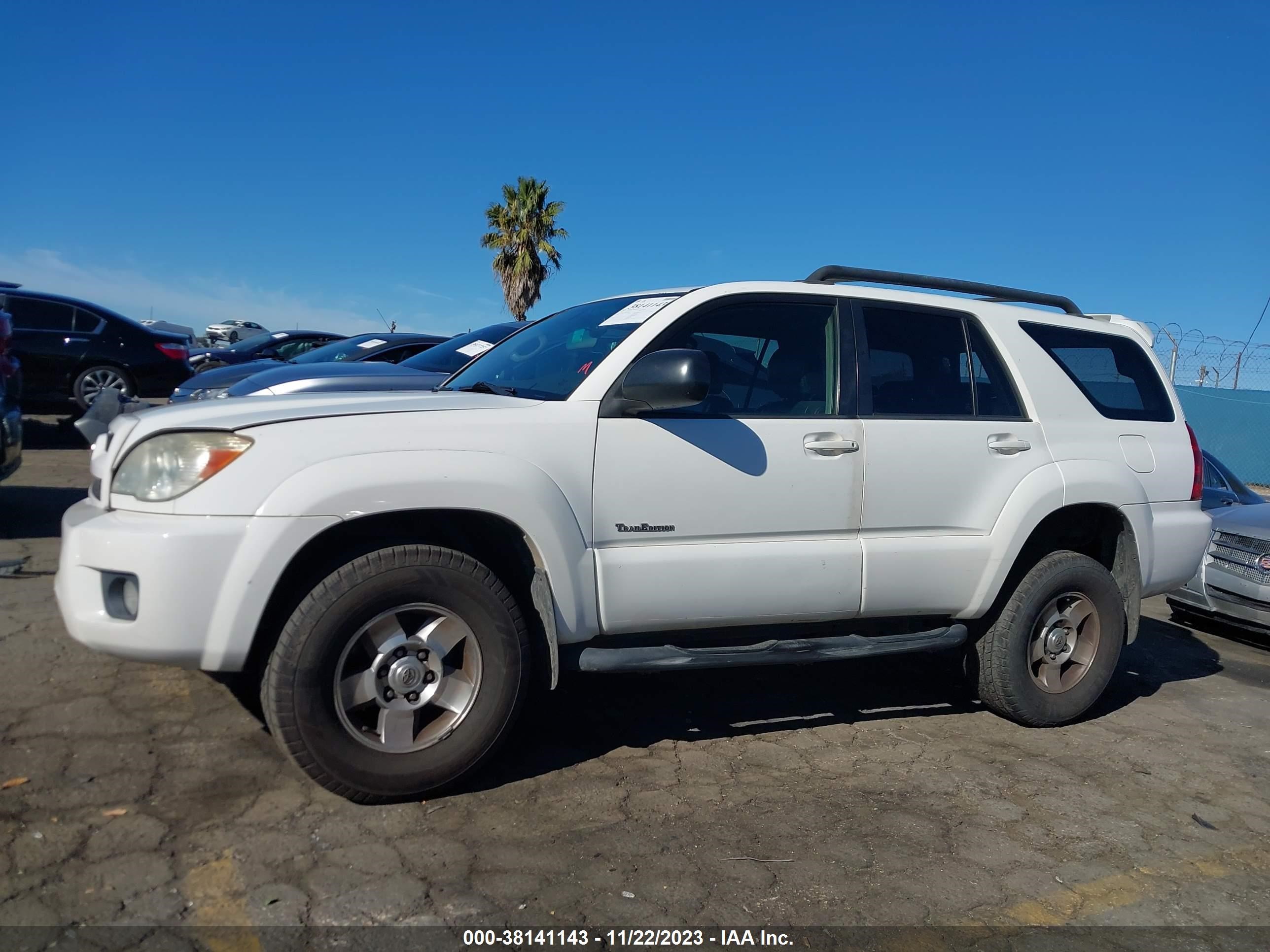 Photo 14 VIN: JTEBU14R89K040254 - TOYOTA 4RUNNER 